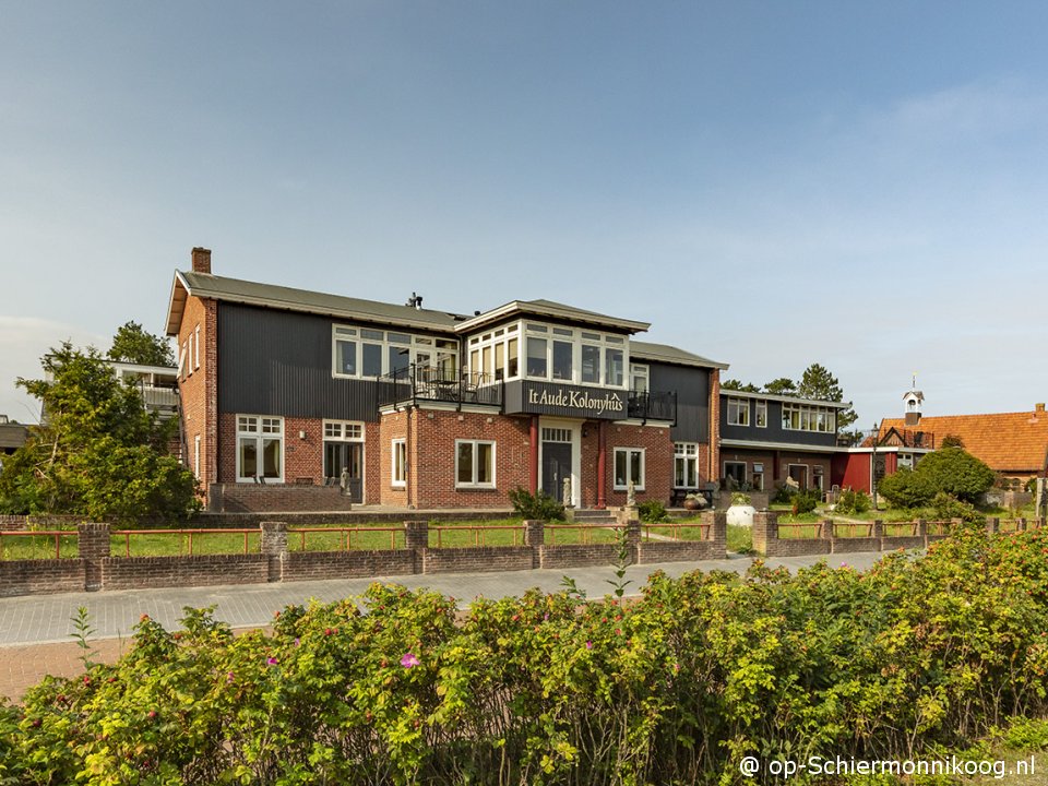 Nel in It Aude Kolonyh&ucirc;s, Koningsdag op Schiermonnikoog