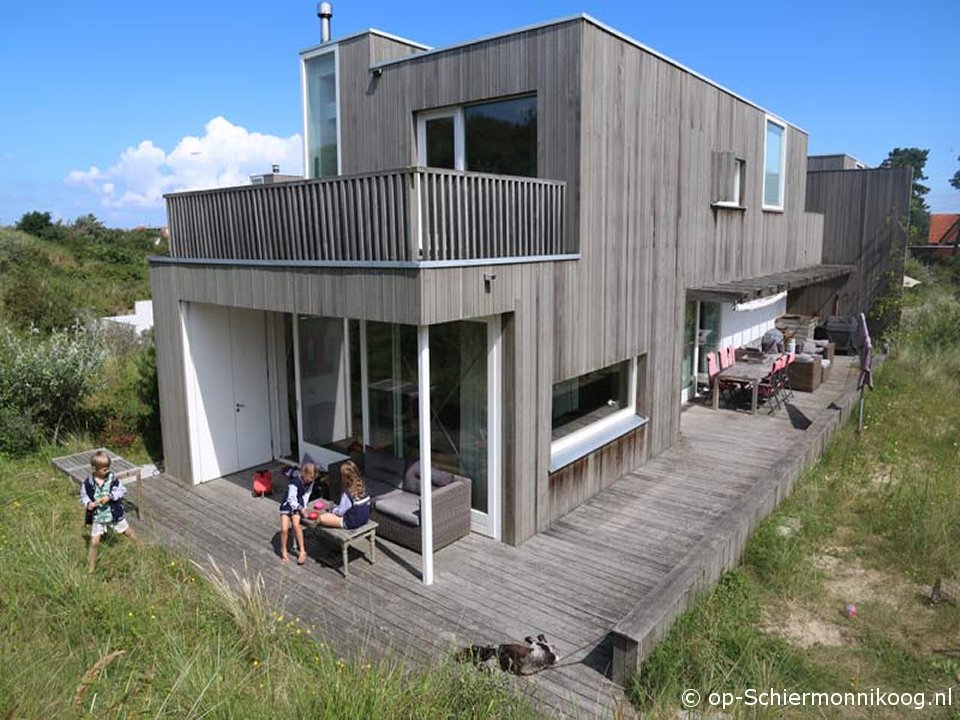 Villa Schier, Vredenhof te Schiermonnikoog