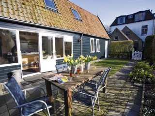 Bruiser om de Noord, Vakantie op Schiermonnikoog met hond