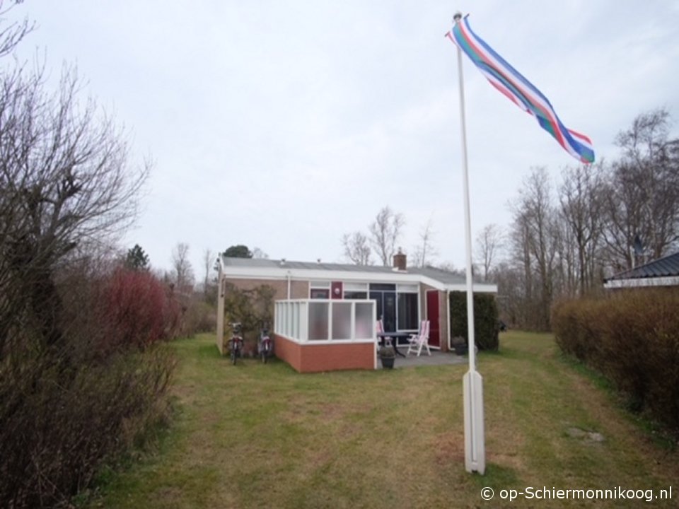 Deining, Rookvrije vakantieverblijven op Schiermonnikoog