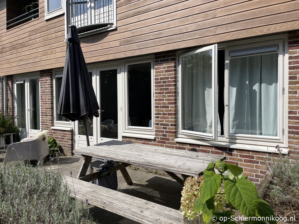 Berk in Boszicht, Koningsdag op Schiermonnikoog