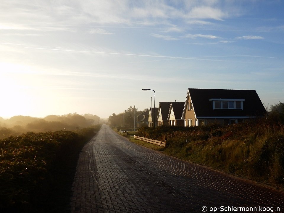 Buitenaanzicht Zon en Zee